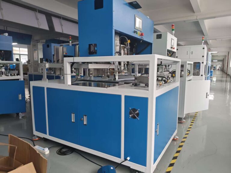 Servo Driven Snap Lock Bottom Carton Former, a high-precision machine for automatic forming of snap-lock bottom cartons with servo control.